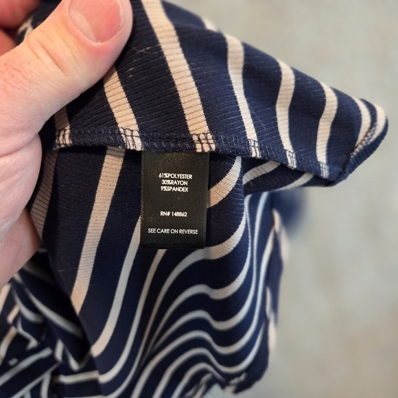 Torrid Mini Rib Knit Twist Front Skater Dress Navy Tan Stripe Sz 1 XL 14 16 - Picture 4 of 6